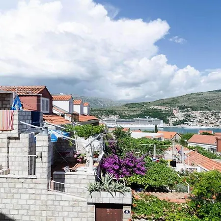 Misita - One Bedroom With Balcony And Sea View شقة دوبروفينك