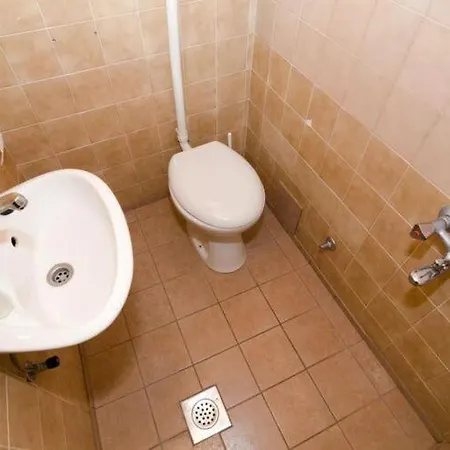 Misita - One Bedroom With Balcony And Sea View